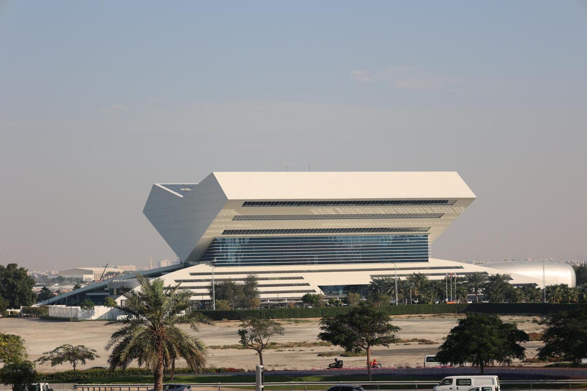 Grand Kingsgate Jaddaf Waterfront Hotel By Millennium Dubai Bagian luar foto